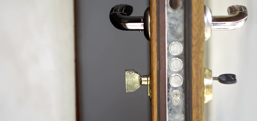 Holiday Emergency Locksmith in Cutler, California