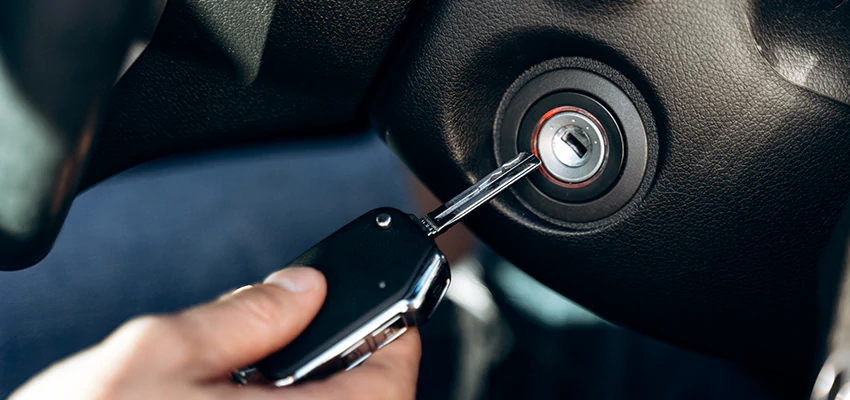 Car Key Replacement Locksmith in Cutler, California