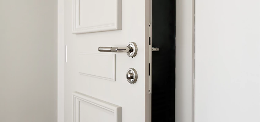 Folding Bathroom Door With Lock Solutions in Cutler, CA