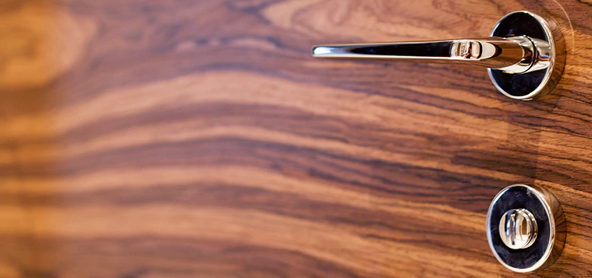 On Demand Locksmith For Key Fobs Repair in Cutler, California