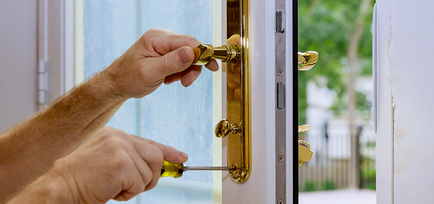 Local Locksmith For Key Duplication in Cutler, CA